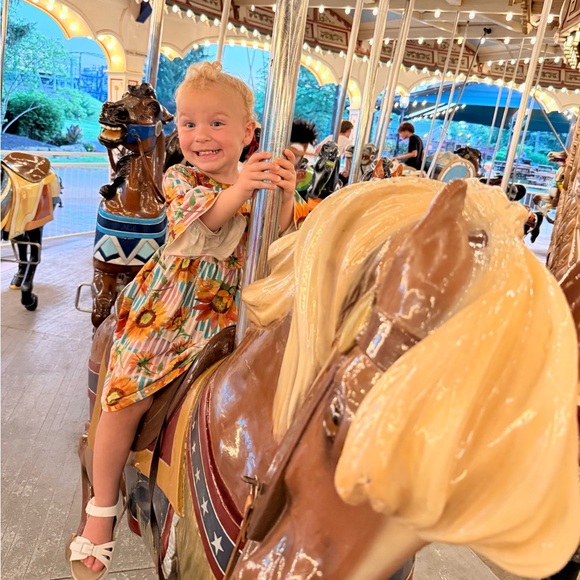 Hi, I'm Megan! - Picture 11 of 16